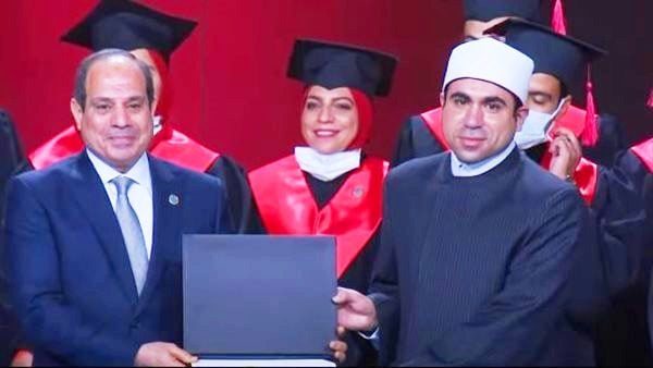 تكريم احد الائمة