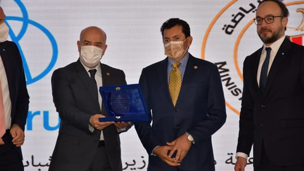 أشرف صبحي وزير الشباب