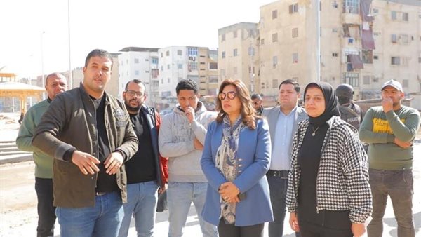 محافظ دمياط خلال