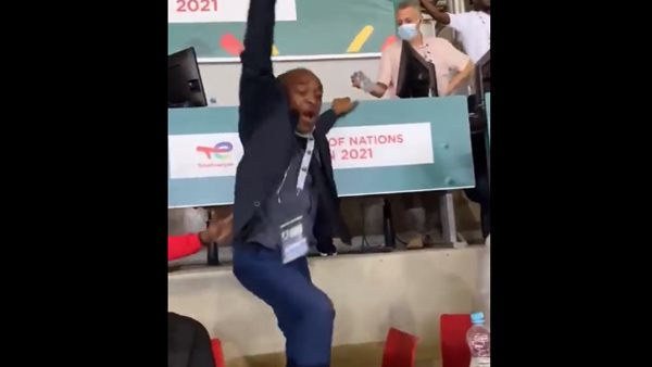 معلق غينيا الاستوائية