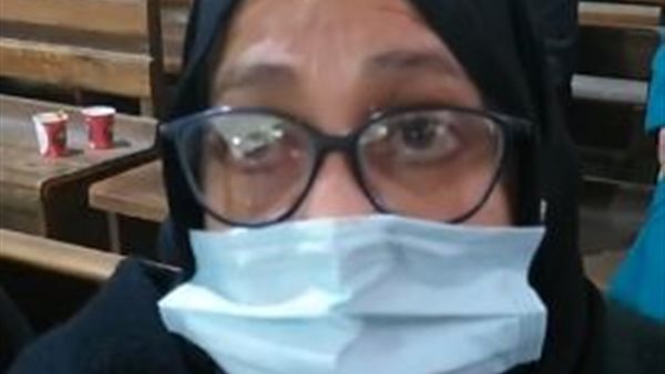 والدة المتهم 