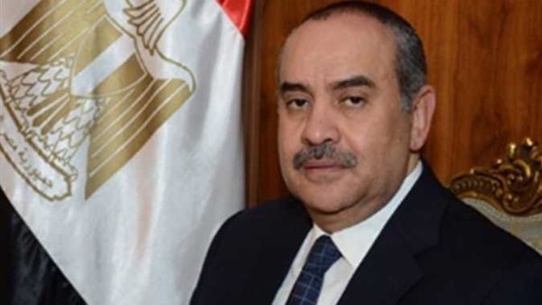  محمد منار وزير الطيران