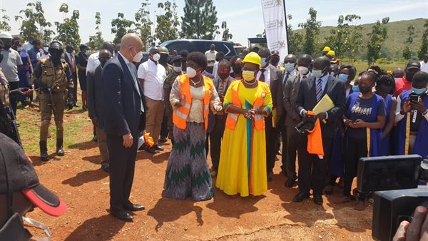 جانب من الحدث