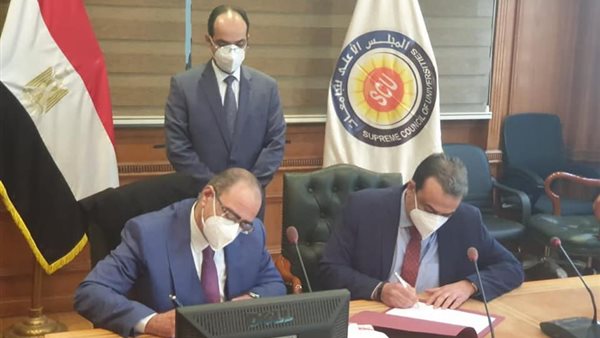 جانب من مراسم التوقيع