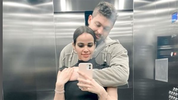 نور دياب وخطيبها