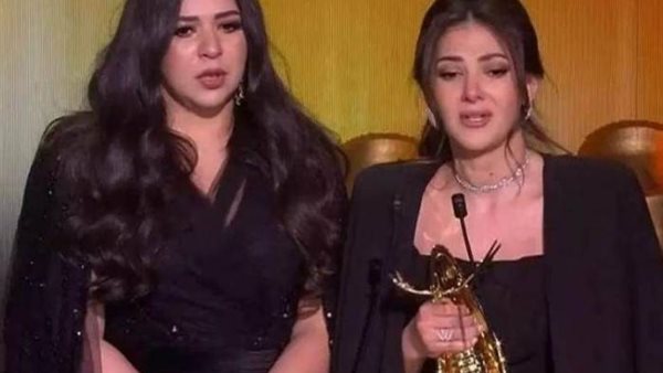 ايمي ودنيا سمير غانم