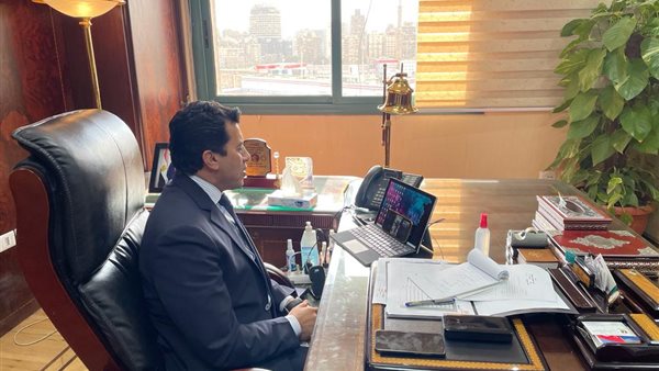 أشرف صبحي وزير الشباب