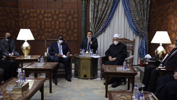 شيخ الازهر يلتقي