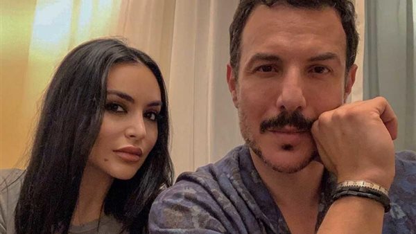 باسل الخياط وزوجته