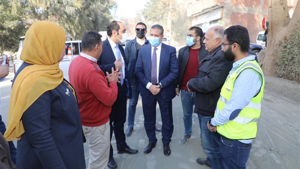 محافظ المنوفية خلال