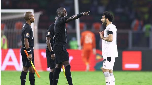 محمد صلاح ينفعل على