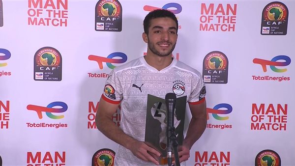 محمد عبد المنعم رجل