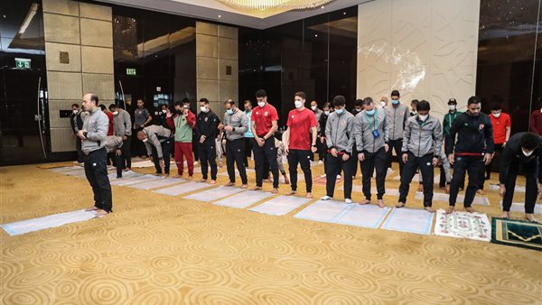  بعثة الأهلي تؤدي