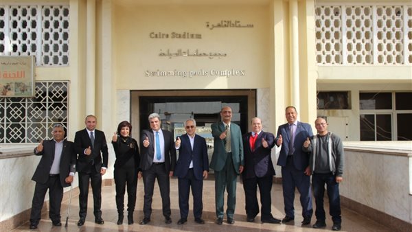 قائمة  الدكتور حسام