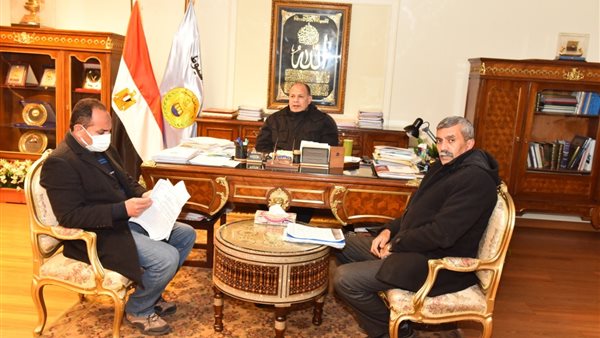 محافظ أسيوط يلتقى