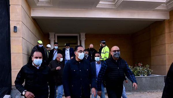 رئيس الوزراء خلال