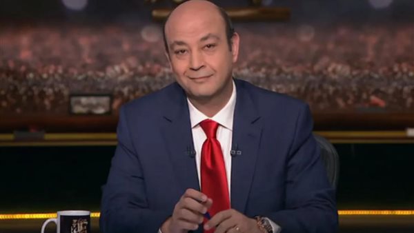 الاعلامي عمرو أديب