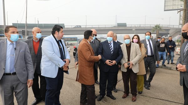 محافظ القاهرة خلال