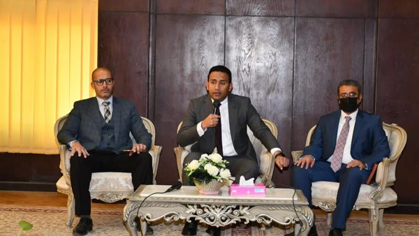 صورة من الافتتاح