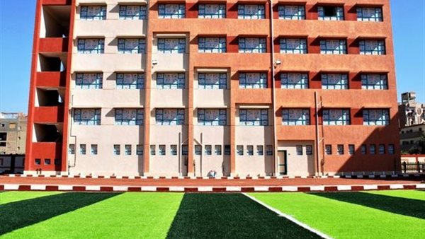 المدارس الجديدة