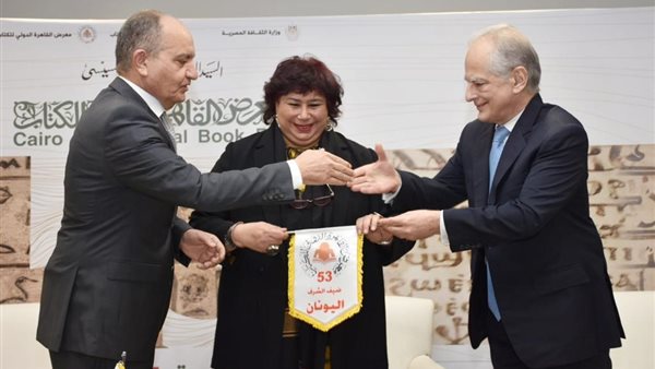 صورة من مراسم التسليم