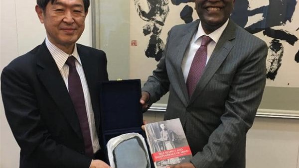 هامش من اللقاء