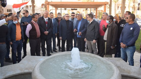 صورة من جولة المحافظ