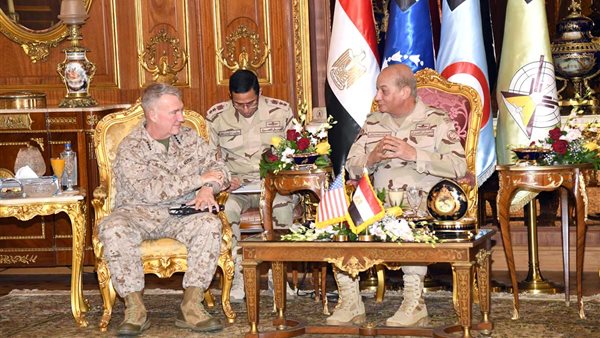 صورة من اللقاء