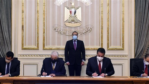 جانب من مراسم التوقيع