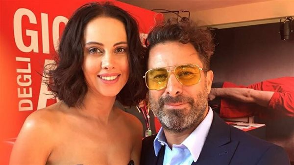 هادي الباجوري وزوجته