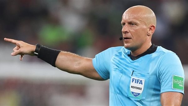 البولندي سيمون مارتشينياك