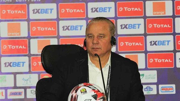 شوقي غريب مدرب منتخب