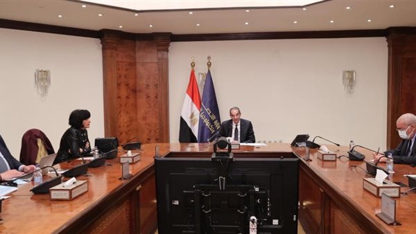 عمرو طلعت وزير الاتصالات