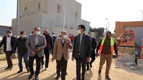 صورة من جولة المحافظ