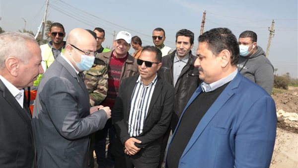 صورة من زيارة المحافظ