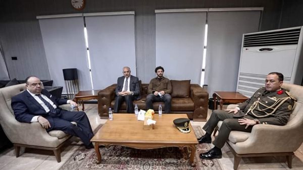 وفد السفارة المصرية