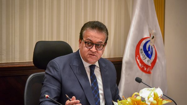 القائم بعمل وزير