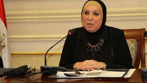 الدكتورة نيفين جامع