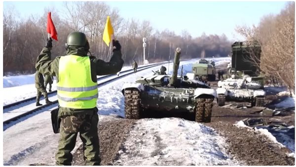 عتاد ودبابات روسية