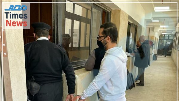 الفنان شادي خلف