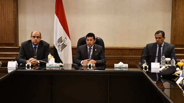 أشرف صبحي وزير الشباب