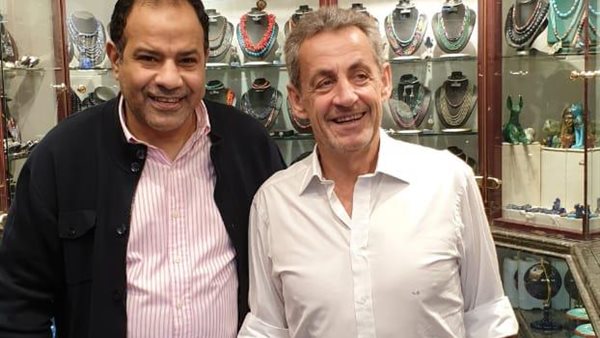 صورة من زيارة الرئيس