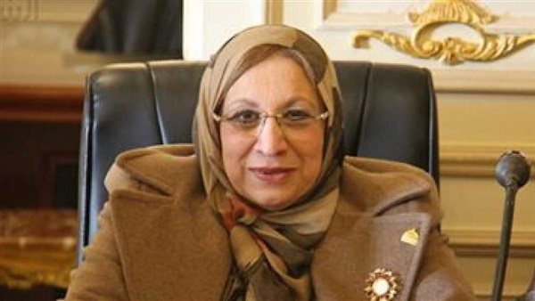 الدكتورة إيناس عبد