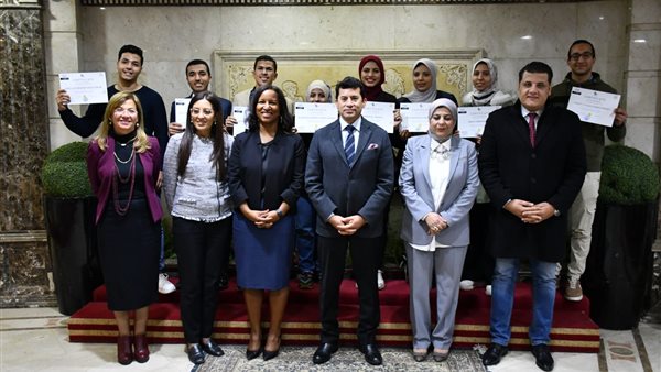 صورة من اللقاء