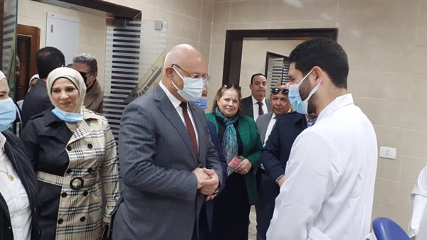 رئيس جامعة بنها خلال