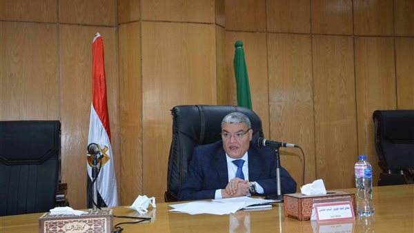 محافظ المنيا