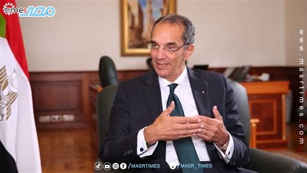 عمرو طلعت وزير الاتصالات
