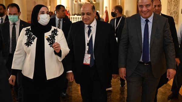 نيفين القباج وزيرة