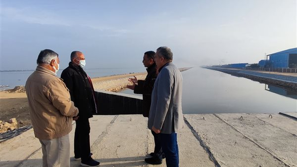 وزير الري خلال الجولة