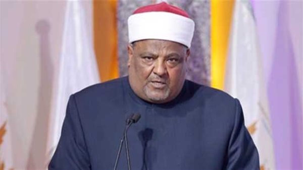 الدكتور عباس شومان